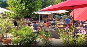 Blick in den Forsthof Biergarten
